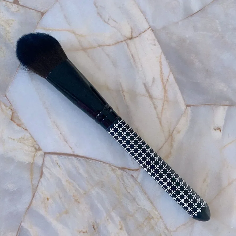 LOVE+CRAFT+BEAUTY #1 Blending Brush Lovecraft Beauty Black & White Brush